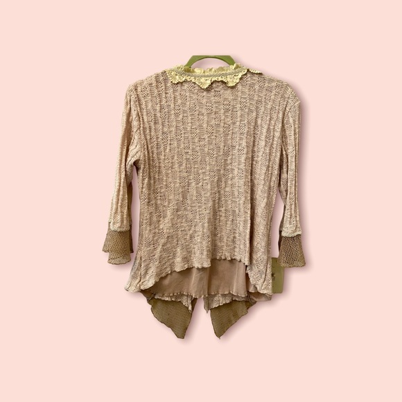 Pretty Angel - linen , cotton, natural stunning top - Picture 4 of 10